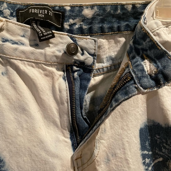 Forever 21 Distressed Heavy Denim Bleached Spots Contrast Stitching Rips - Picture 2 of 5